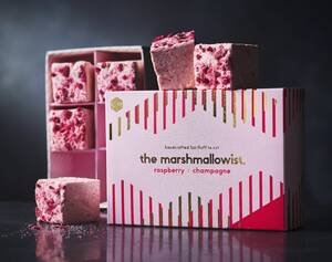 Malinove_marshmallows.jpg